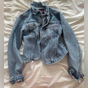 Trendy Jean Jacket ~ Size Small